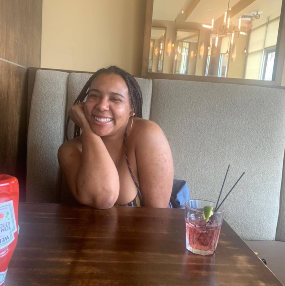 Meet your Posher, Carlena